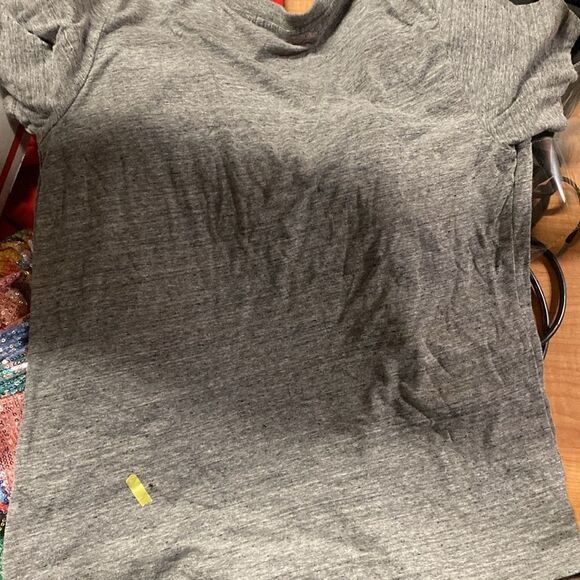 Marine Layer Heather Grey V Neck Short Sleeve - Picture 4 of 4